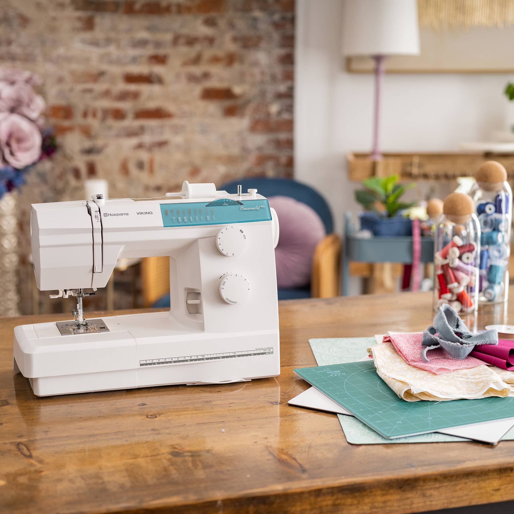 HUSQVARNA® VIKING® EMERALD™ 116 Sewing Machine