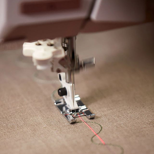 Adjustable Laser Sewing Guidance