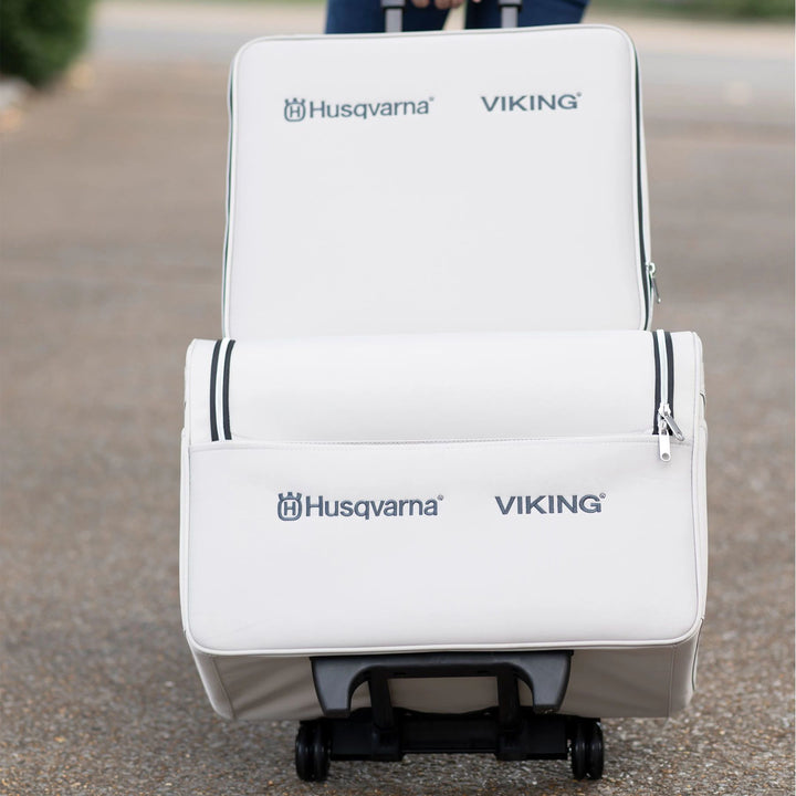 HUSQVARNA® VIKING® Machine et unité de broderie Ensemble de bagages